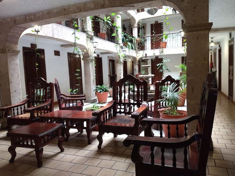Hotel Don Quijote Plaza Guadalajara Buitenkant foto